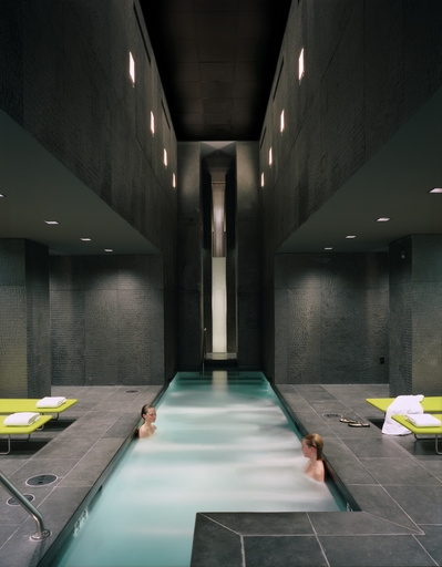 The whirlpool at the Mandalay Bay spa